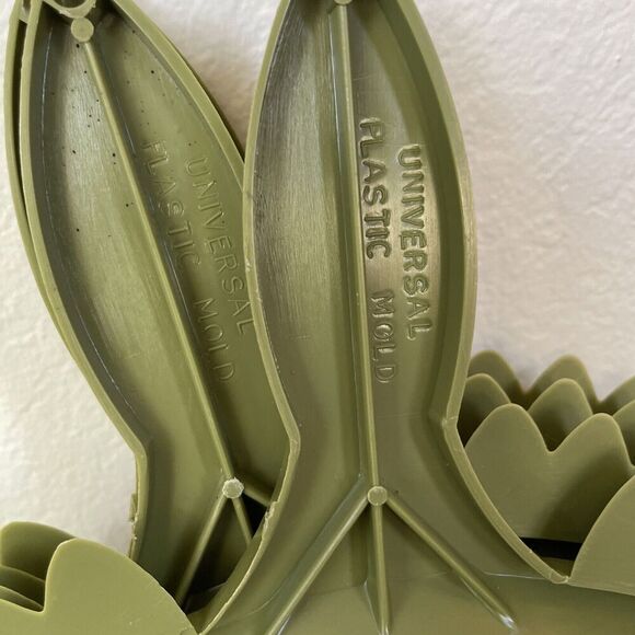 4 Vintage SERVA-PLATE Plastic Paper Plate Holders GREEN Flower Picnic Camping - Picture 9 of 14